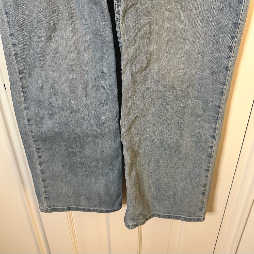 Abercrombie & Fitch The 90's Relaxed Jean High Rise Wide Leg Denim Light Wash 29 - Picture 8 of 10